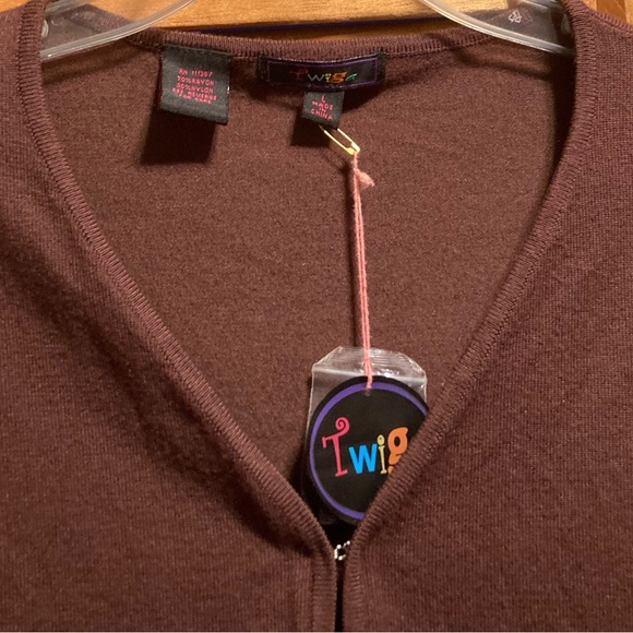 Twiga Brown V-Neck Cardigan with Ties on the Sleeves - Picture 5 of 14